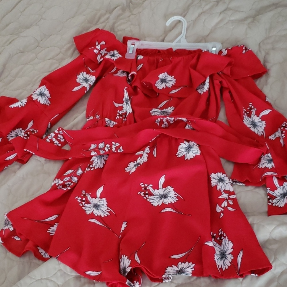 Boho chic red short romper
